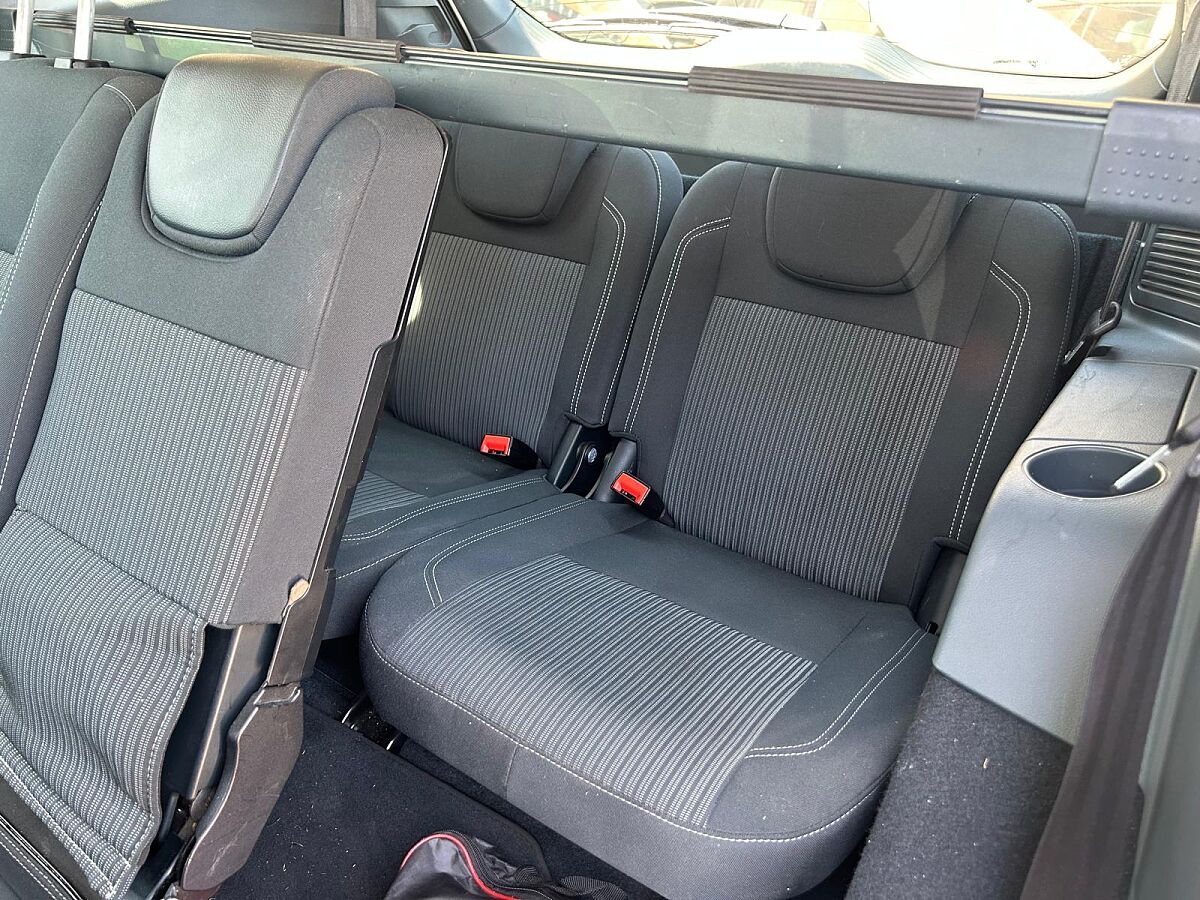 FORD GRAND C-MAX 2.0 TDCI AUTO SPANISH LHD IN SPAIN 86000 MILES 7 SEATS 2013